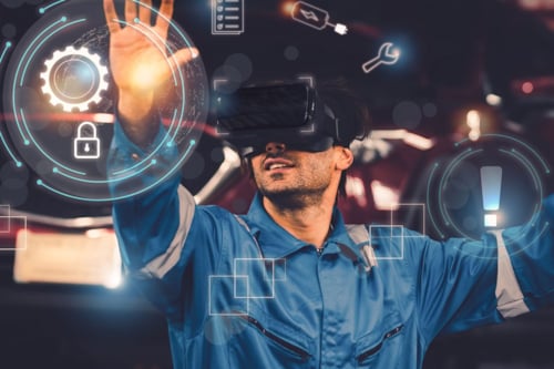 Kuvassa tulevaisuuden tarkastustoimintaa VR/AR lasien kanssa