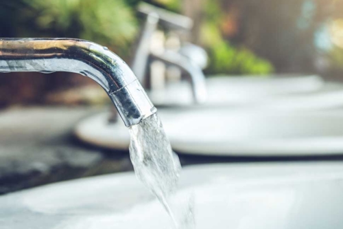 Water tap