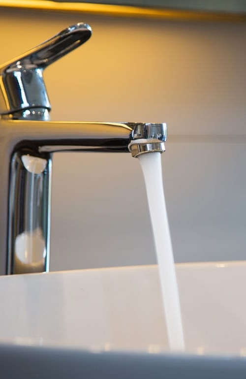 Sanitary tapware