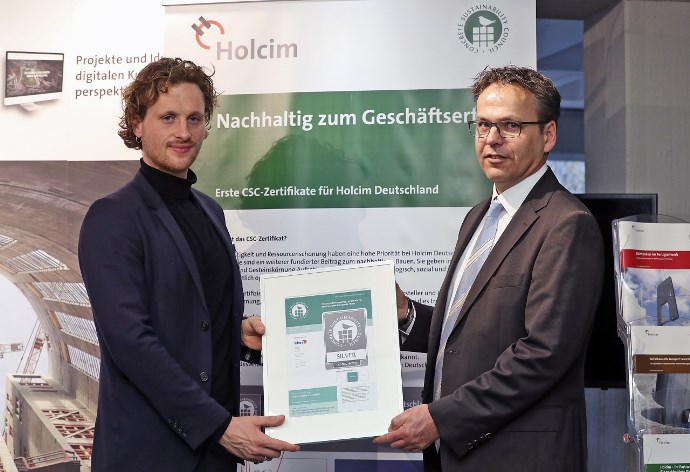 &Uuml;bergabe CSC an Holcim_newsimage.jpg