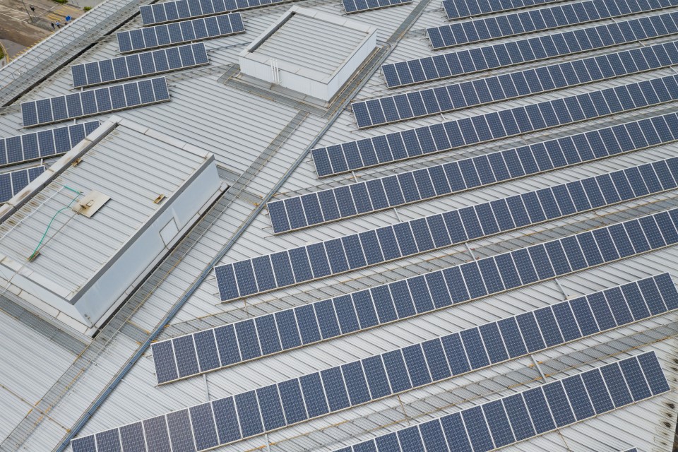 Kiwa’s procescertificaat voor grootschalige zonnestroomsystemen.jpg