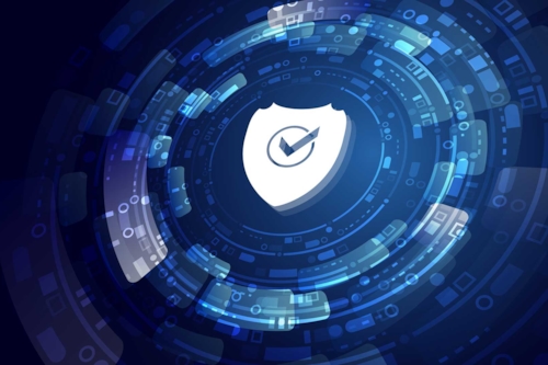 Illustration: för internetsäkerhet med sköld och högteknologiska element i bakgrunden för att illustrera Cybersäkerhet, informations- eller nätverksskydd.